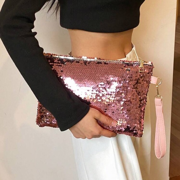🪩 Sequins Large Clutch 🪩 - Picture 3 of 8